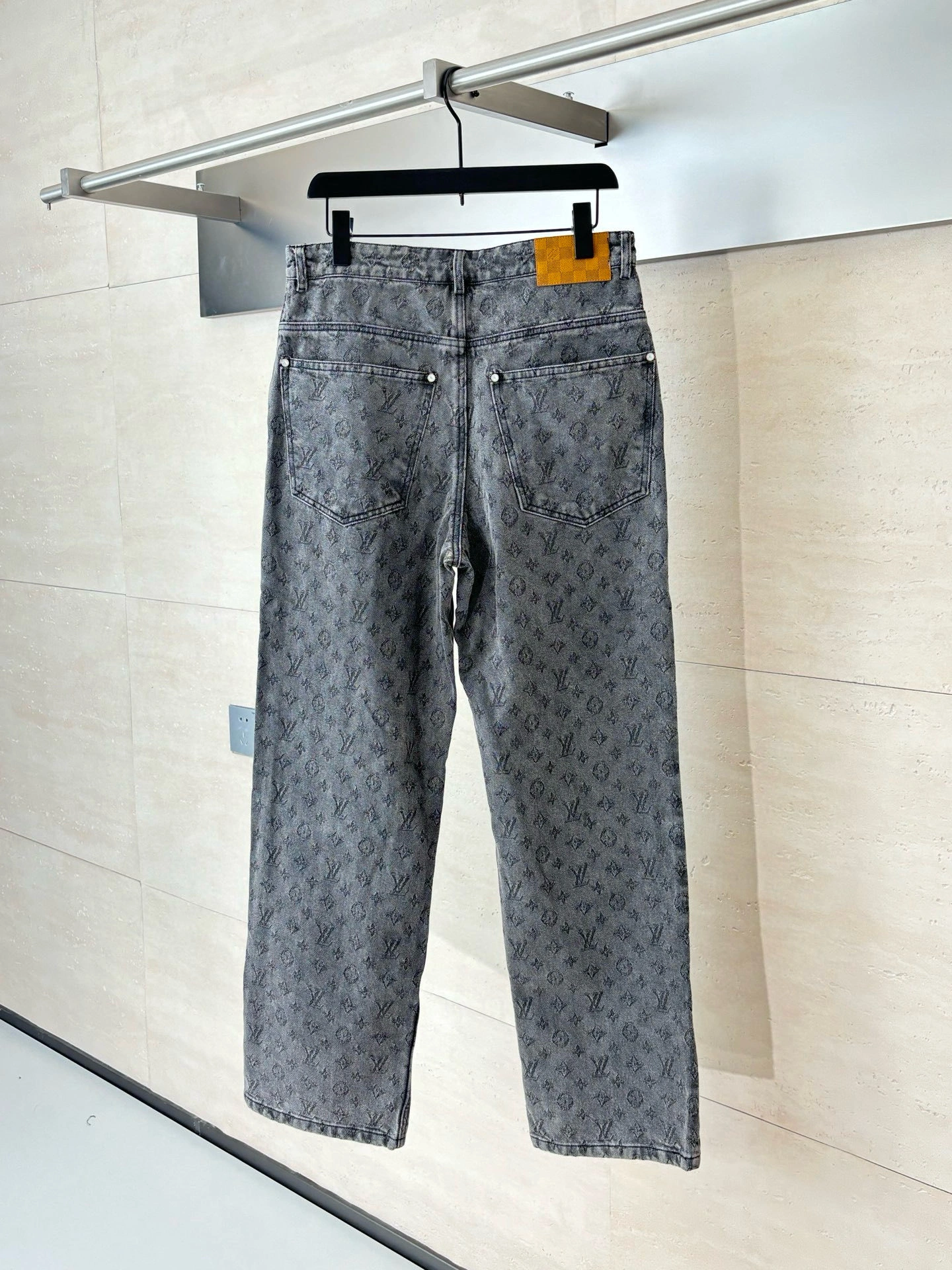 wg.luxury- 8V 2colour item:E-F363I2507-2H